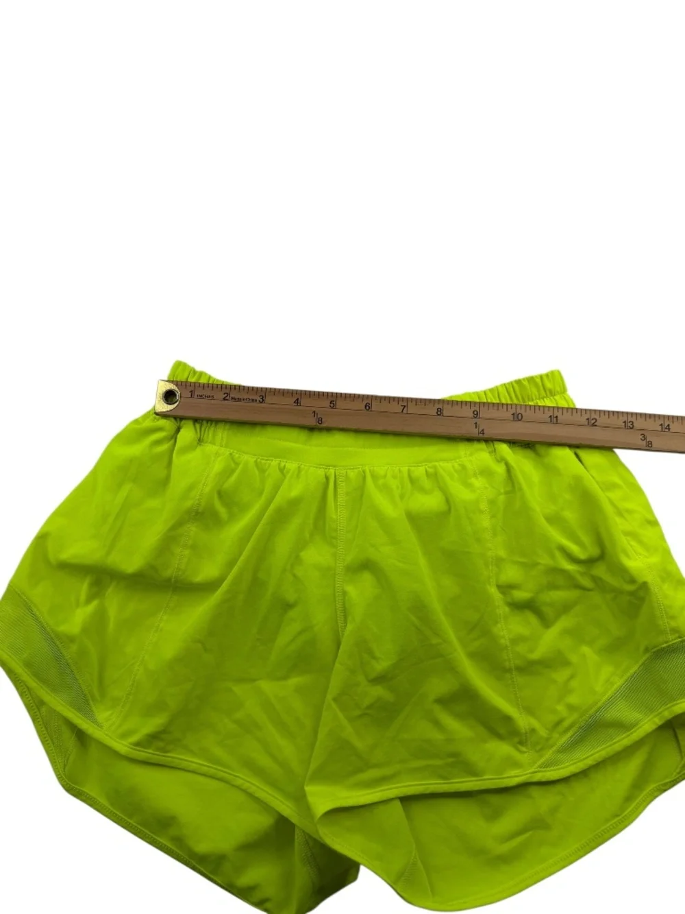 Lululemon Hotty Hot Short II Long 4” Run Shorts Lime Pop